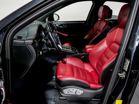 Used 2021 Porsche Macan GTS image 20