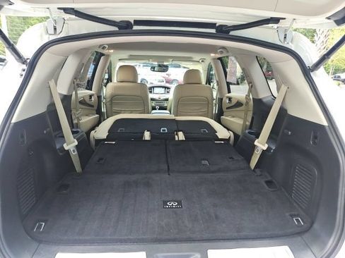 Used 2019 INFINITI QX60 Luxe w/ Essential Package FWD image 8