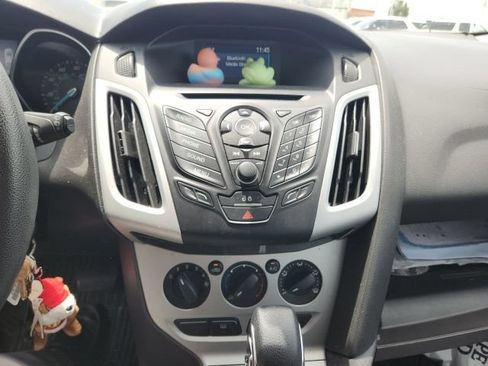 Used 2014 Ford Focus SE FWD image 15