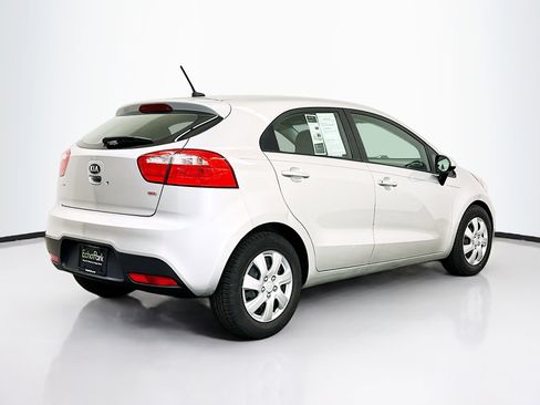Used 2013 Kia Rio LX image 9