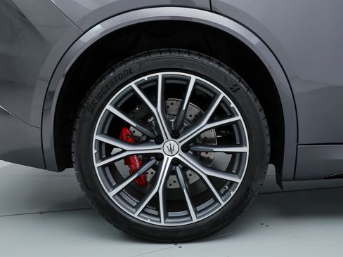 Used 2026 Maserati Grecale Modena AWD/4WD image 19