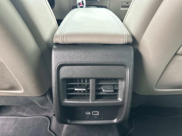 Used 2023 Cadillac XT4 Luxury FWD image 14