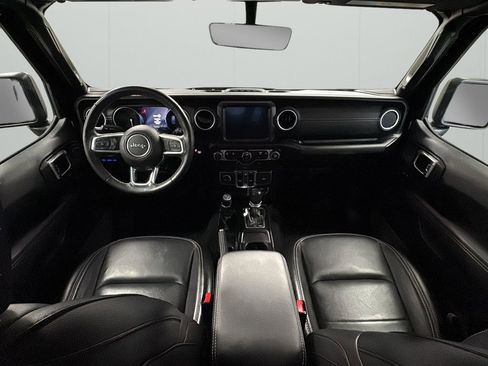 Used 2023 Jeep Wrangler Unlimited Sahara w/ Cold Weather Group image 13