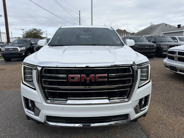 Used 2022 GMC Yukon SLT w/ SLT Premium Package RWD image 2