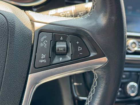 Used 2019 Buick Encore Preferred AWD/4WD image 23