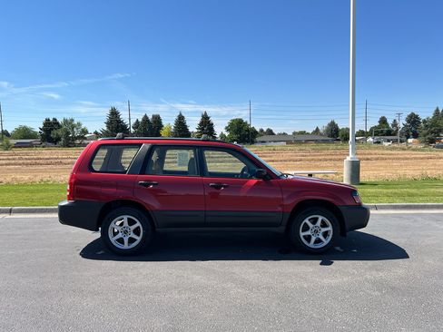 Used 2005 Subaru Forester 2.5X AWD/4WD image 8