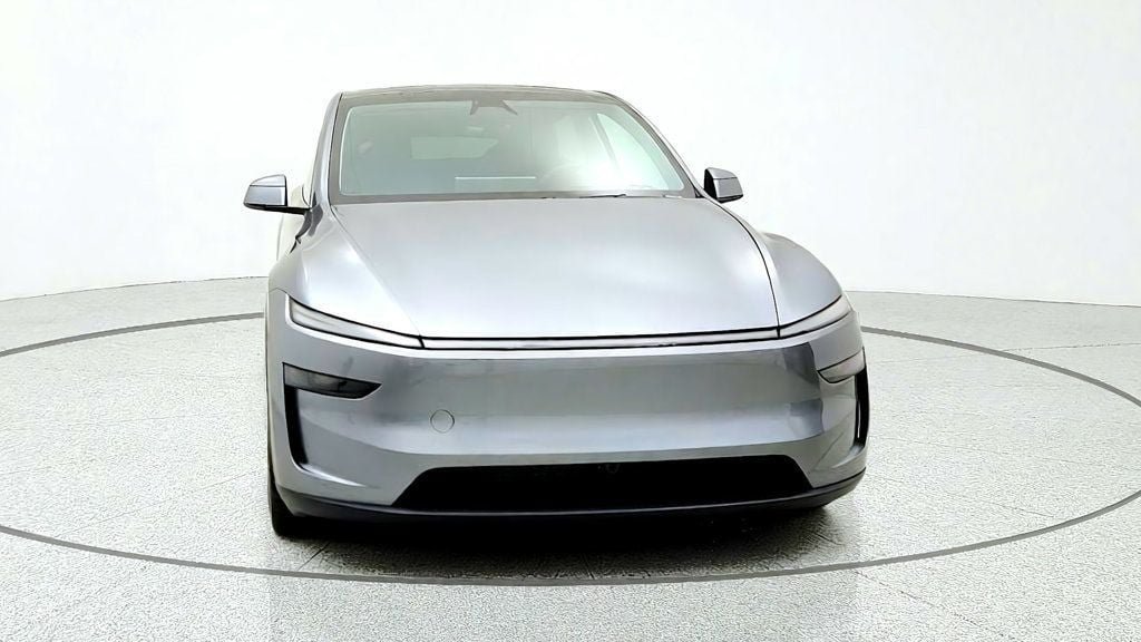 Used 2026 Tesla Model Y Long Range AWD/4WD image 2