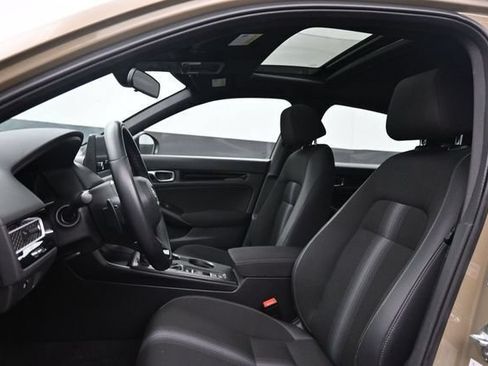 Used 2025 Honda Civic Sport image 15