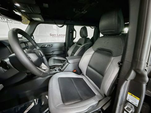 Used 2024 Ford Bronco Black Diamond w/ Sasquatch Package AWD/4WD image 21