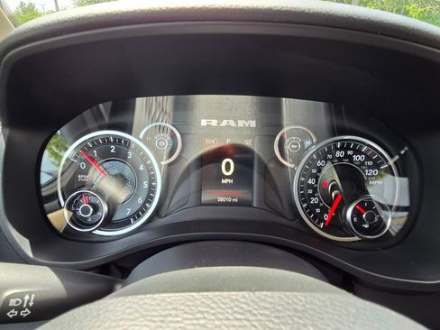 Used 2020 RAM 1500 Big Horn AWD/4WD image 32
