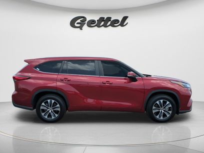 Used 2023 Toyota Highlander XLE