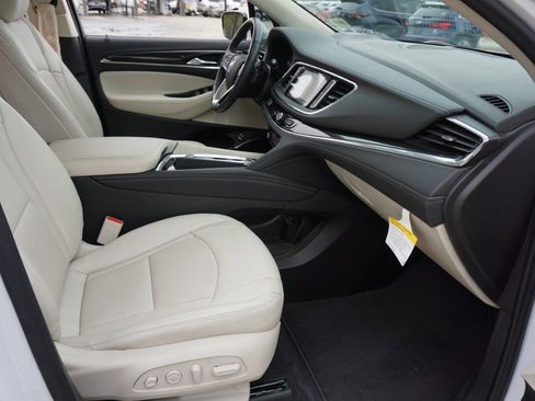 Used 2023 Buick Enclave Premium w/ Experience Buick Package image 11