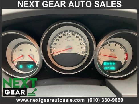 Used 2009 Dodge Grand Caravan SE image 16