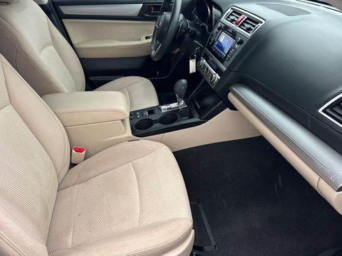Used 2019 Subaru Outback 2.5i image 15