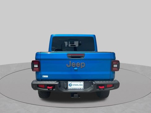 Used 2020 Jeep Gladiator Rubicon AWD/4WD image 5