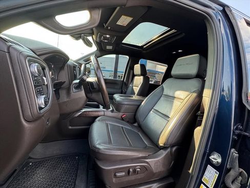 Used 2022 GMC Sierra 2500 Denali w/ Denali Ultimate Package AWD/4WD image 17