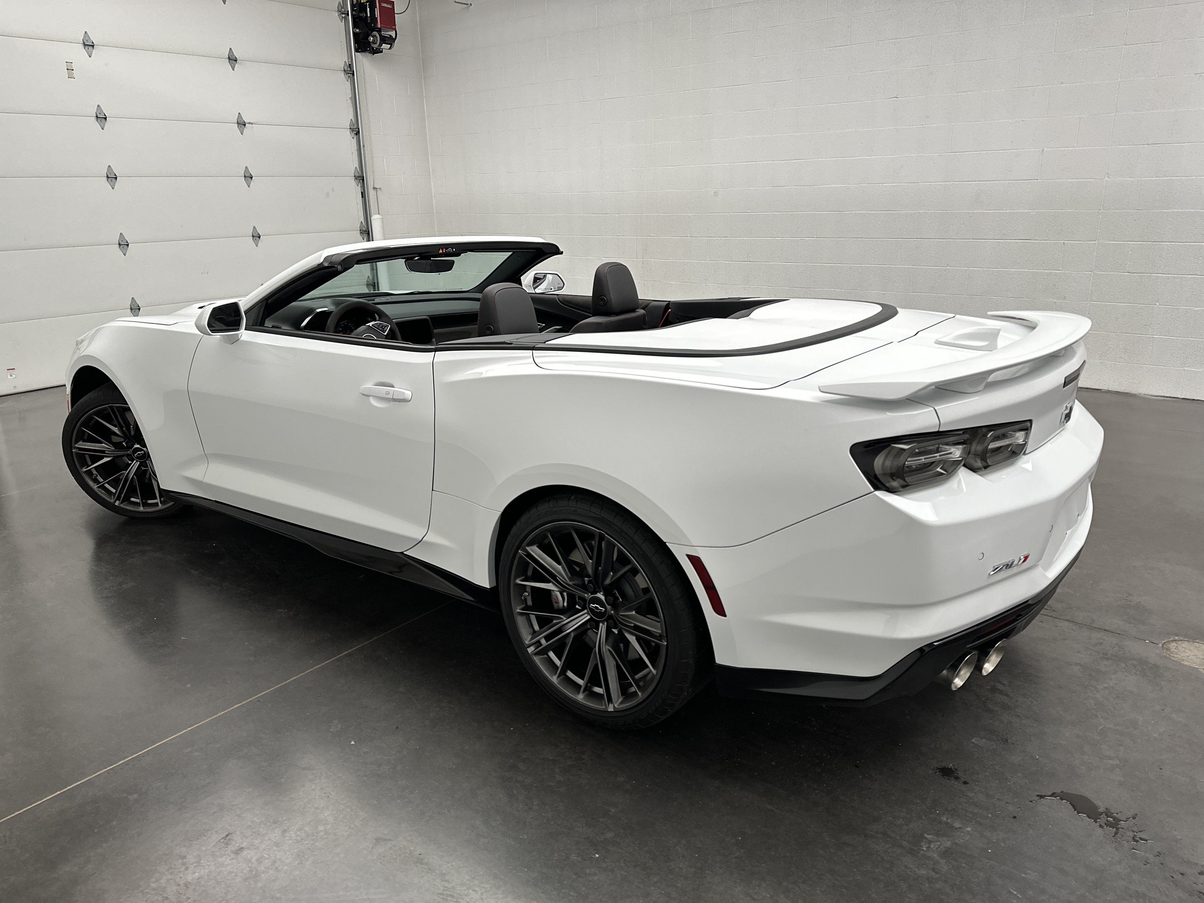 Used 2024 Chevrolet Camaro ZL1 RWD image 47