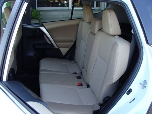 Used 2013 Toyota RAV4 XLE image 8