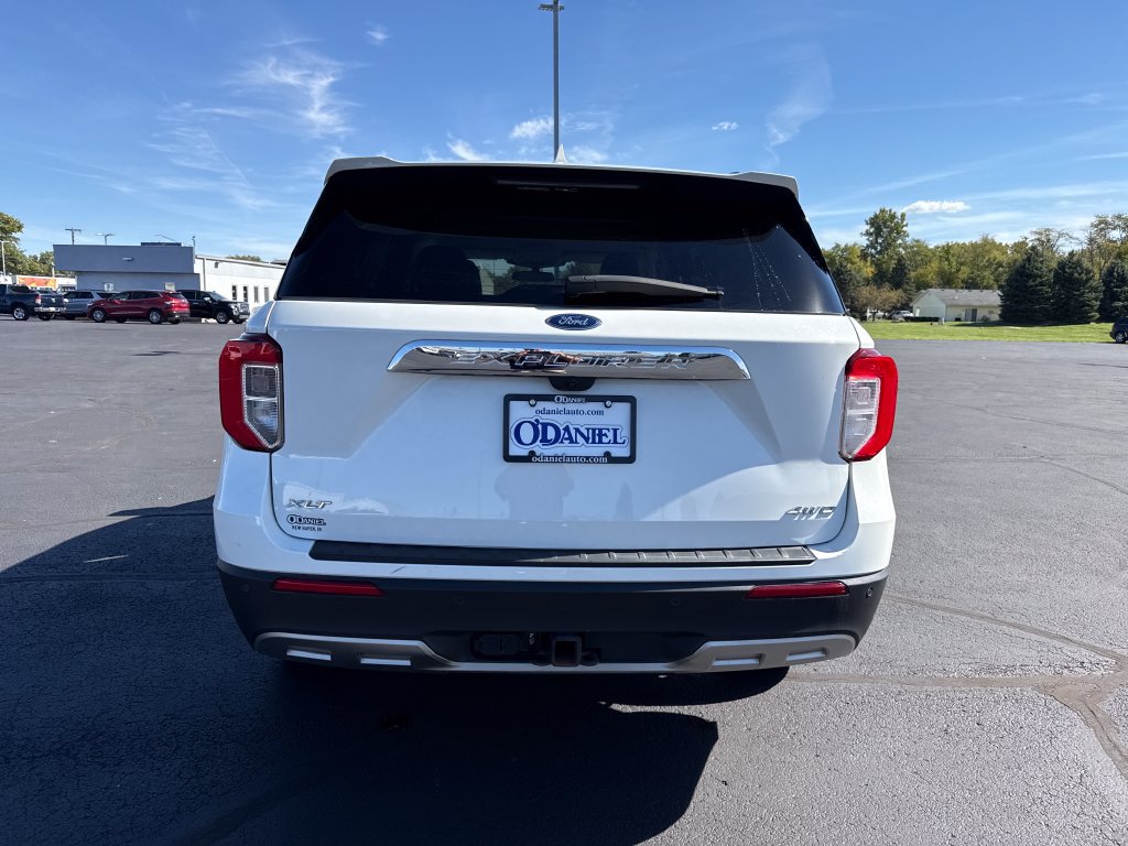 Used 2023 Ford Explorer XLT w/ Equipment Group 202A AWD/4WD image 6