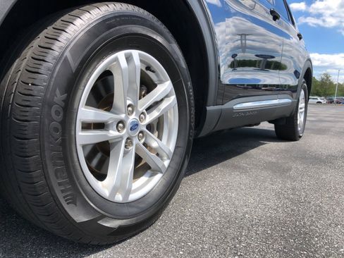 Certified 2023 Ford Explorer XLT w/ Equipment Group 202A image 21