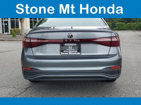Used 2024 Volkswagen Atlas SEL Premium R-Line AWD/4WD image 5