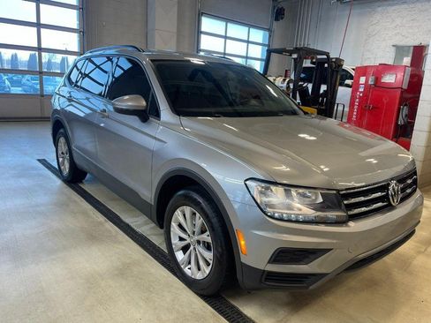 Used 2019 Volkswagen Tiguan S w/ 3rd Row Seat Package AWD/4WD image 2