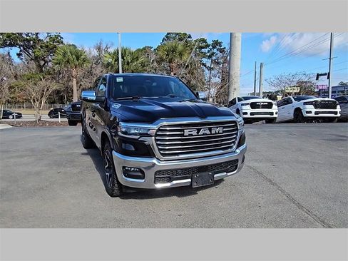 Used 2025 RAM 1500 Laramie image 39