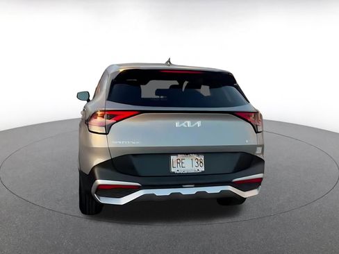 Used 2025 Kia Sportage LX image 12