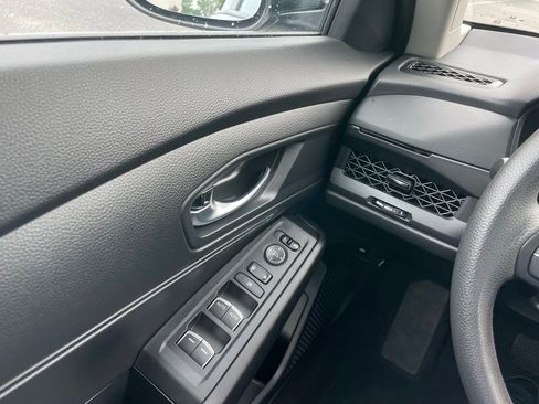 Certified 2025 Honda Accord LX image 22