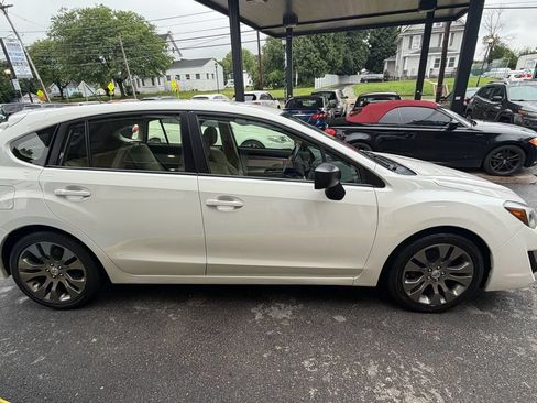 Used 2016 Subaru Impreza 2.0i AWD/4WD image 6