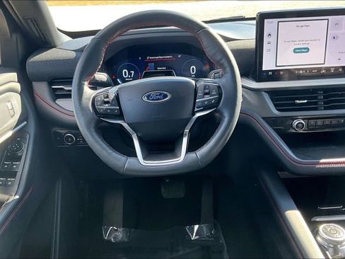 Used 2025 Ford Explorer ST-Line w/ ST-Line Street Pack image 5