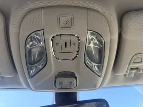 Certified 2018 Jeep Compass Limited w/ Navigation Group AWD/4WD image 27