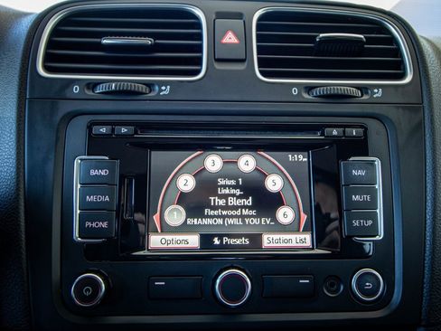 Used 2013 Volkswagen GTI Autobahn image 34