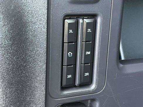 Used 2025 Ford Expedition Max Active RWD image 11