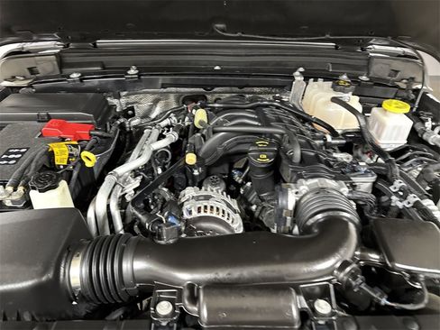 Used 2024 Jeep Gladiator Sport image 24