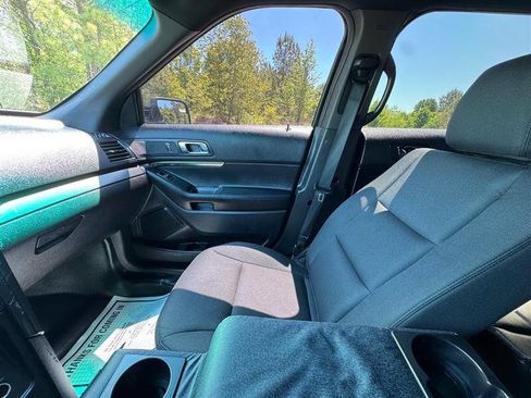Used 2017 Ford Explorer 4WD Police Interceptor image 18