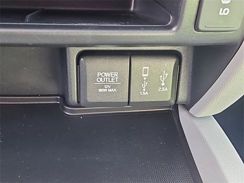 Used 2017 Honda Pilot EX-L image 18