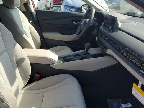 New 2025 Honda Accord SE image 17