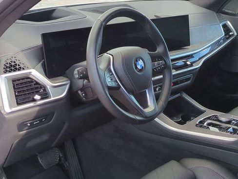 Used 2024 BMW X5 xDrive40i image 2