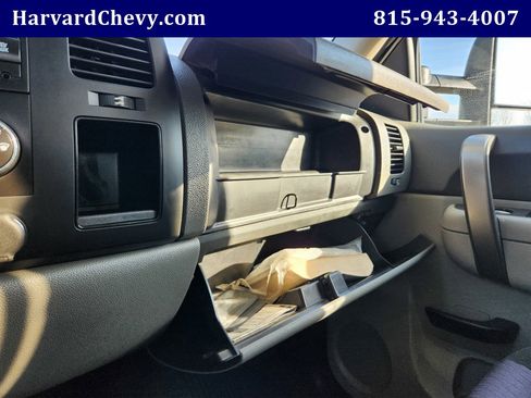 Used 2013 Chevrolet Silverado 2500 W/T image 11