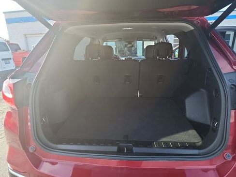Used 2020 Chevrolet Equinox LT w/ Sport Edition FWD image 14