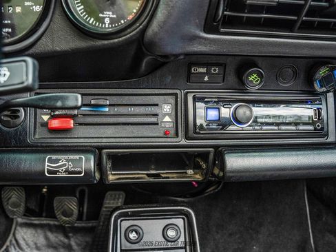 Used 1988 Porsche 911 Carrera RWD image 34