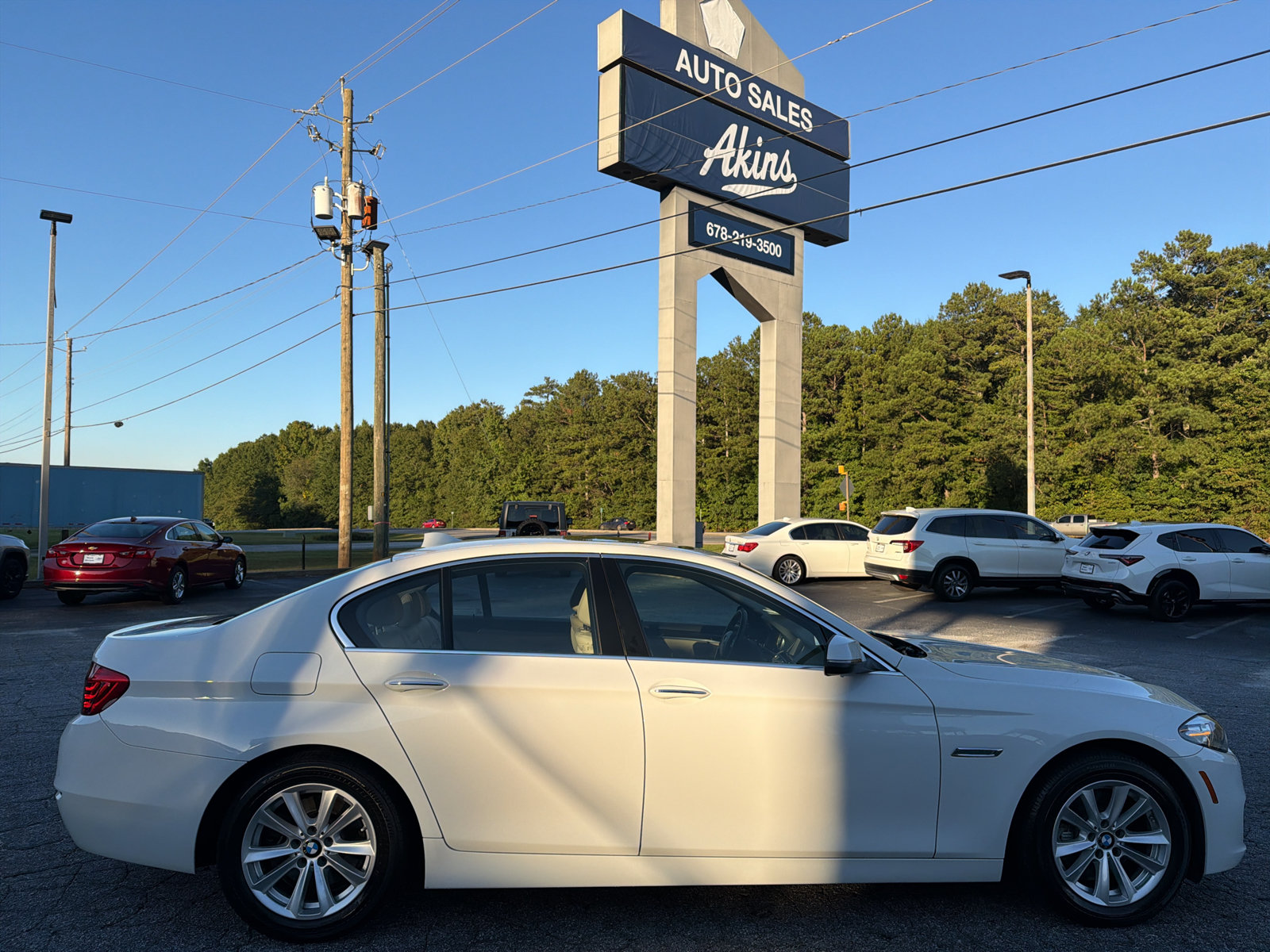 Used 2015 BMW 528i Sedan RWD image 3