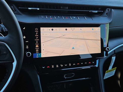 New 2026 Jeep Grand Cherokee Altitude image 27