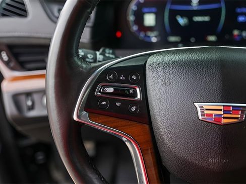 Used 2019 Cadillac Escalade Luxury image 18