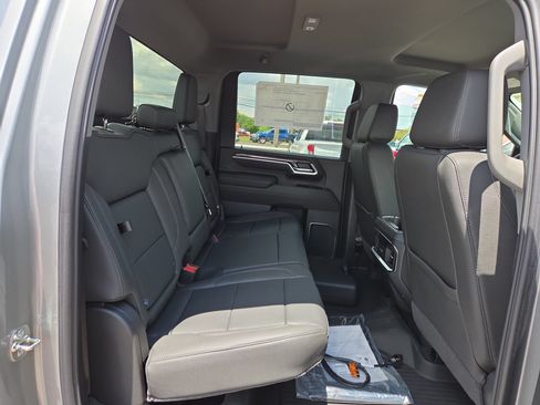 New 2026 Chevrolet Silverado 3500 LTZ w/ LTZ Convenience Package AWD/4WD image 15