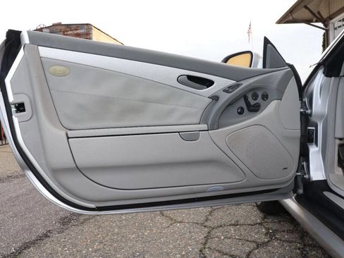 Used 2003 Mercedes-Benz SL 55 AMG image 27