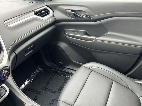 Used 2023 GMC Acadia SLT w/ Preferred Package image 33