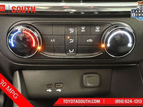 Used 2025 Buick Encore GX Preferred FWD image 16