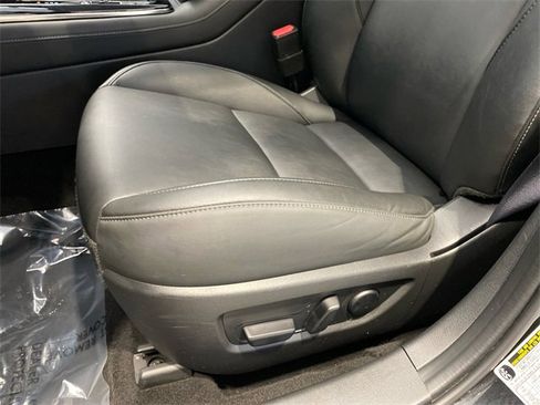 Used 2021 MAZDA CX-30 FWD 2.5 S w/ Preferred Package image 16